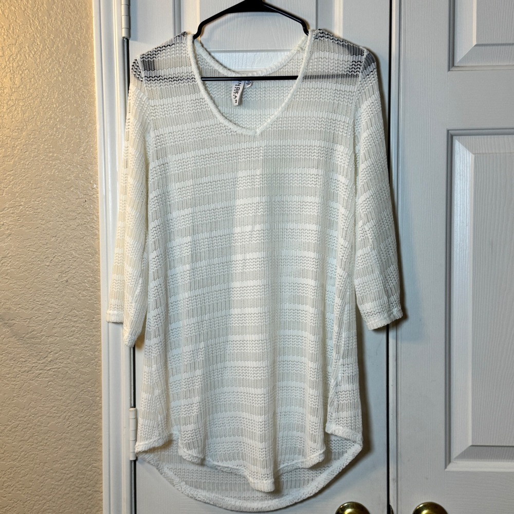 Ingear Resort White Mesh Design Nylon 3/4‎  Cover-Up V-Neck Flowy Size Small